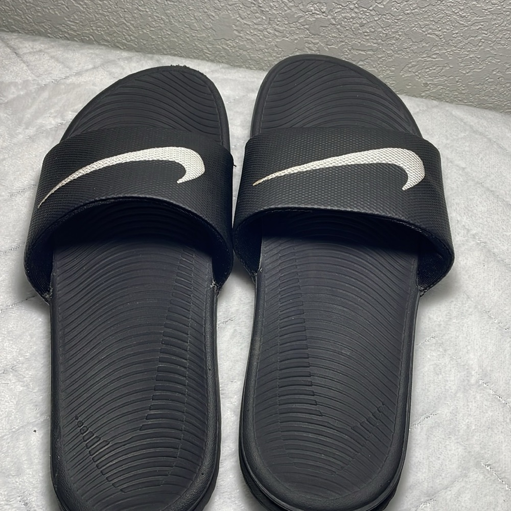 NIKE Kawa Slide sports sandals (GS/PS) for children (black/white/black. #5 - Picture 2 of 7